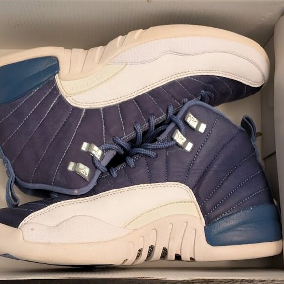 AIR JORDAN 12 RETRO Indigo Blue - Picture 9 of 11